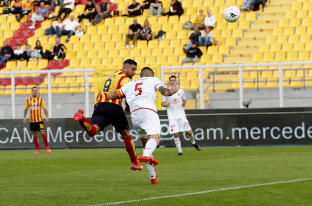 Il Lecce sbatte contro il fortino del Perugia, al Via del Mare primo pareggio a reti inviolate - Corriere Salentino
