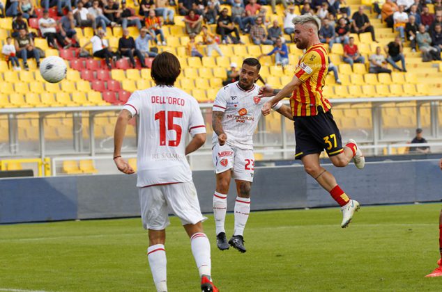 Il Lecce sbatte contro il fortino del Perugia, al Via del Mare primo pareggio a reti inviolate - Corriere Salentino