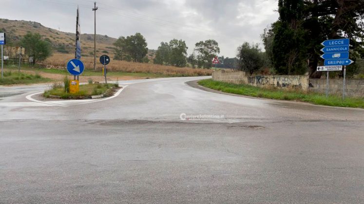 Auto si schianta contro un muretto: 20enne muore in ospedale. Conducente positivo all'alcol test - Corriere Salentino