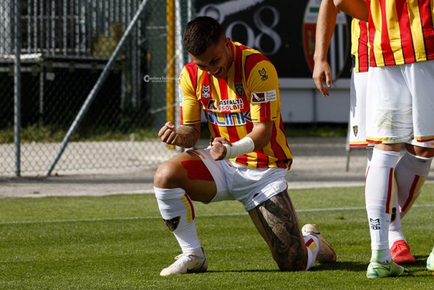 Lecce grande per un’ora. A Strefezza risponde Iliev, nel finale Coda sciupa il gol vittoria da due passi - Corriere Salentino