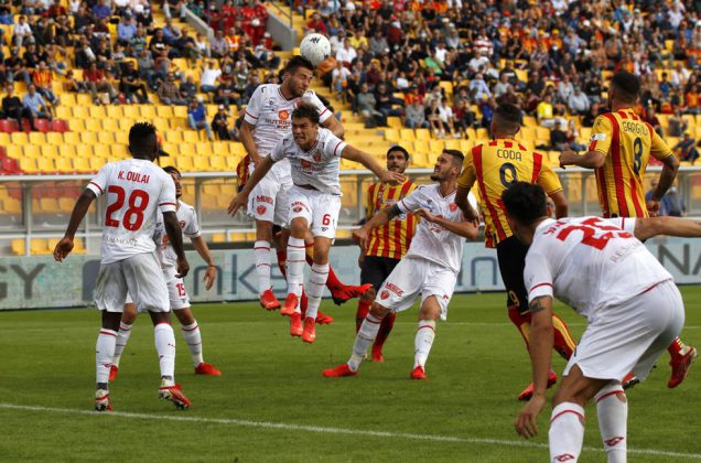 Il Lecce sbatte contro il fortino del Perugia, al Via del Mare primo pareggio a reti inviolate - Corriere Salentino