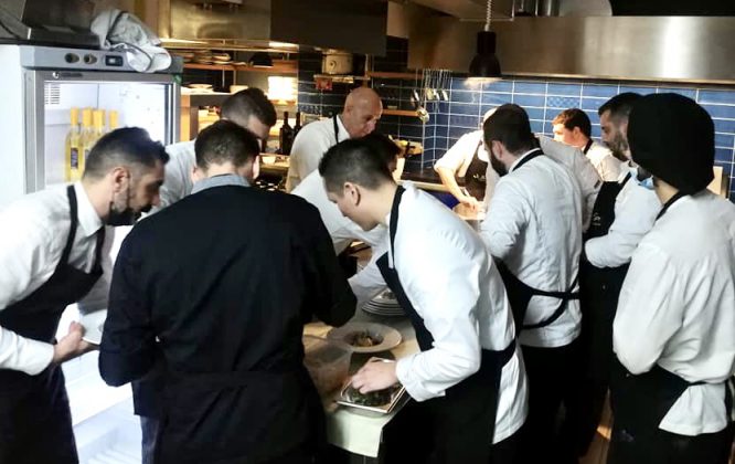 Sua maestà la pasta corteggiata da sei chef, a Gallipoli la serata ideata da Alessio Gubello - Corriere Salentino