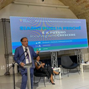“Condividiamo il futuro”, i contenuti per l’Agenda del Lavoro costruiti dal basso. Leo: “Un programma condiviso per investire meglio le risorse europee e combattere le disuguaglianze” 1 “Condividiamo il futuro”, i contenuti per l’Agenda del Lavoro costruiti dal basso. Leo: “Un programma condiviso per investire meglio le risorse europee e combattere le disuguaglianze” - Corriere Salentino
