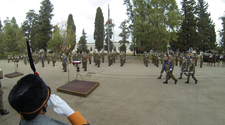 Nuova guida per il reggimento "Cavalleggeri di Lodi": il Colonnello Urso subentra a Serafini - Corriere Salentino