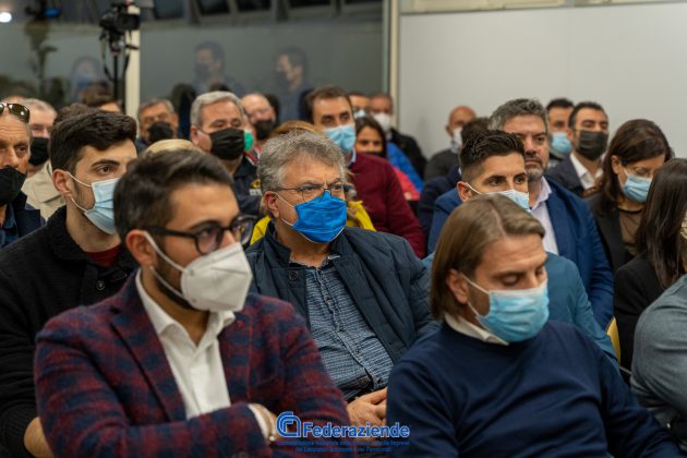 Grande successo del convegno "Confederazione Nazionale delle Piccole e Medie Imprese, dei Lavoratori Autonomi e dei Pensionati" - Corriere Salentino
