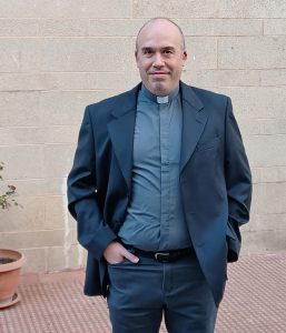 La Parrocchia Santa Maria della Neve di Cutrofiano presenta “Share”, il vino che racchiude un progetto - Corriere Salentino