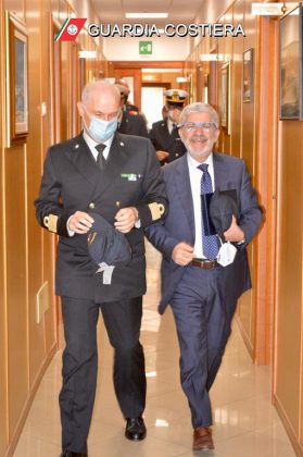 Guardia Costiera, il Procuratore Generale della Repubblica Maruccia in visita alla Capitaneria di Porto di Gallipoli - Corriere Salentino