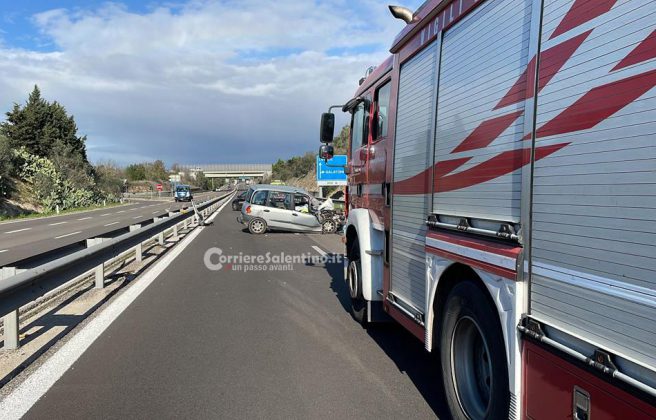 Ancora un dramma sulle strade: schianto mortale sulla statale 101, 66enne muore incastrato tra le lamiere - Corriere Salentino
