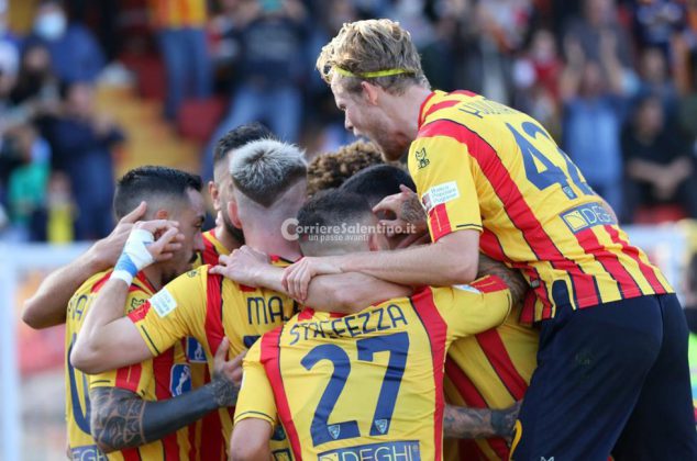 Big match senza storia: poker al Parma e secondo posto in classifica - Corriere Salentino