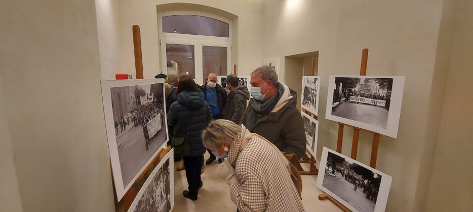 “Lecce piccola città ribelle”, la mostra fotografica al Convitto Palmieri - Corriere Salentino