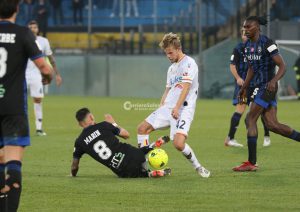 Una prodezza di Sibilli piega il Lecce: 1 a 0. Gargiulo spreca il pari - Corriere Salentino