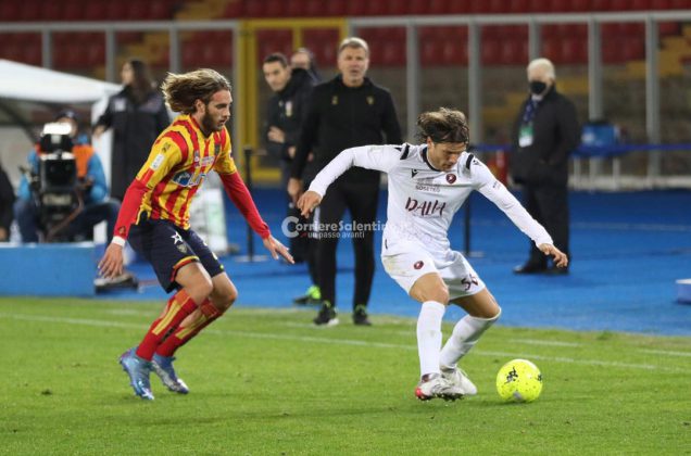 Gargiulo e Majer regalano al Lecce una notte da primi della classe: scacco alla Reggina, 2 a 0 - Corriere Salentino