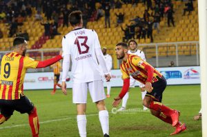 Le pagelle dei giallorossi: Lucioni direzione perfetta del reparto; Majer è sublime - Corriere Salentino