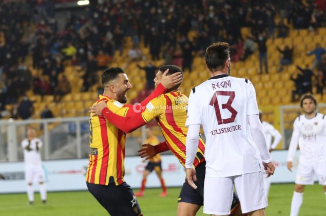 Gargiulo e Majer regalano al Lecce una notte da primi della classe: scacco alla Reggina, 2 a 0 - Corriere Salentino
