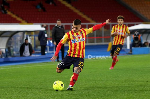 Gargiulo e Majer regalano al Lecce una notte da primi della classe: scacco alla Reggina, 2 a 0 - Corriere Salentino