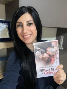 “Come la neve a Natale” di Valentina Perrone: una storia d’amore, una lezione di vita da mettere sotto l’albero - Corriere Salentino