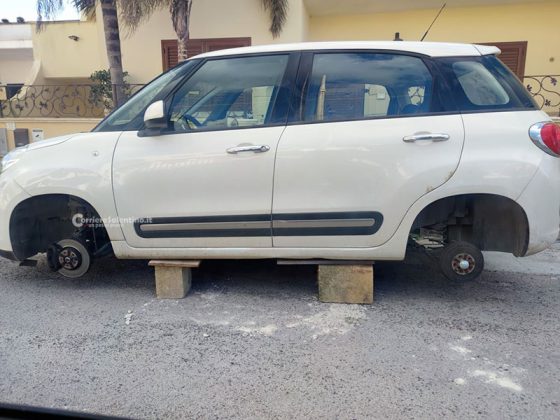 Razzia di ruote di Fiat 500L a Ugento. Tra le vittime anche un assessore - Corriere Salentino