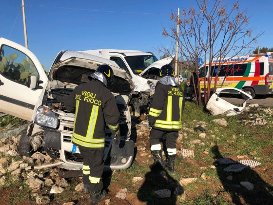 Violento schianto sulla provinciale, corsa in ospedale per un automobilista: “codice rosso” al Fazzi - Corriere Salentino