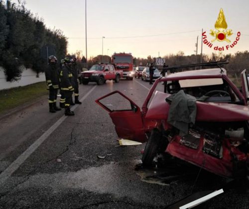 Schianto frontale all’alba, due feriti: 56enne in codice rosso al Fazzi - Corriere Salentino