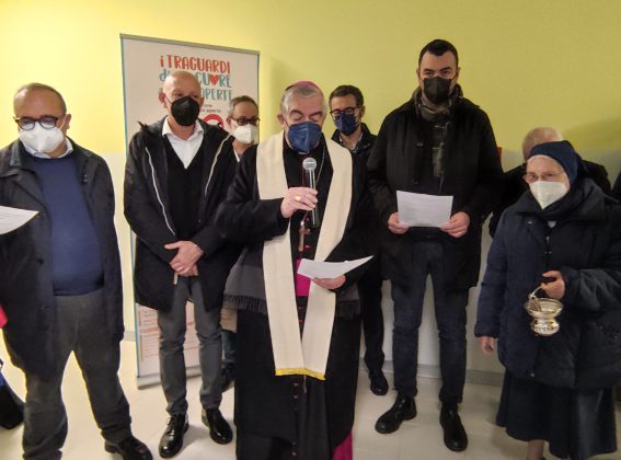 Al Polo Oncologico di Lecce la TAC non fa più paura, inaugurata la umanizzazione pittorica del macchinario - Corriere Salentino