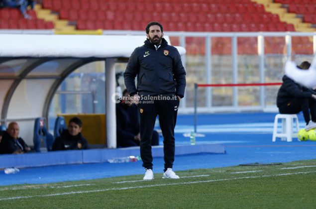Le "streghe" frenano la fuga dei giallorossi. Lecce-Benevento, 1-1 - Corriere Salentino