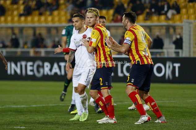 Serata da dimenticare per il Lecce, il Cittadella vince per 1-2 - Corriere Salentino