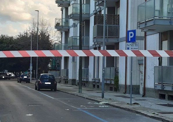 Incendi, alberi sradicati dal vento e incidenti stradali: numerosi gli interventi dei vigili del fuoco - Corriere Salentino