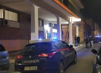 Molotov contro stazione dei carabinieri, nei guai due minori: una “bravata”, esclusi collegamenti col blitz antimafia