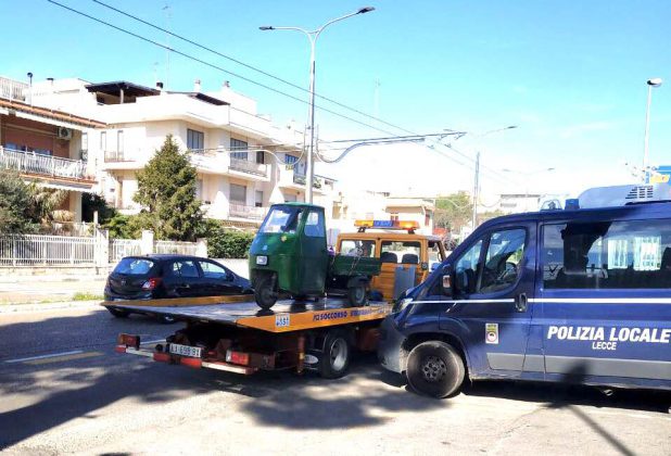 Rifiuti abbandonati e dati alle fiamme, dopo la segnalazione scatta la denuncia: nei guai 47enne - Corriere Salentino