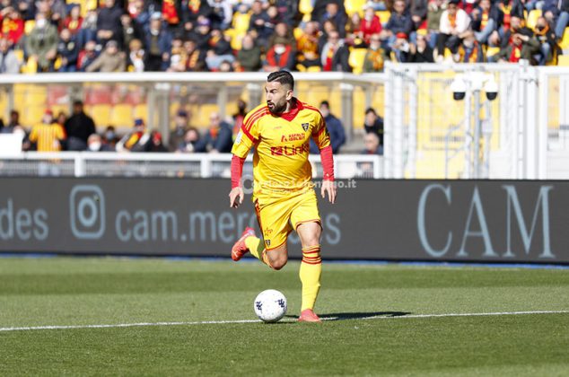 Al Lecce non basta una prodezza di Strefezza: il big match contro il Brescia termina 1 a 1 - Corriere Salentino