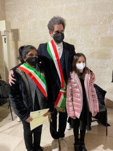 Insediato il Consiglio Comunale dei ragazzi e delle ragazze: eletta la sindaca Fatima Baig e la vicesindaca Sofia Ingrosso - Corriere Salentino