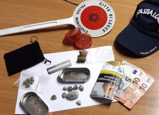 Spaccio per le vie della movida leccese, stretta della polizia locale: denunciato un minorenne