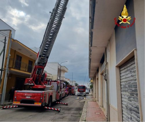 Divampa un incendio in casa: disabile 46enne muore tra le fiamme. Quattro feriti - Corriere Salentino