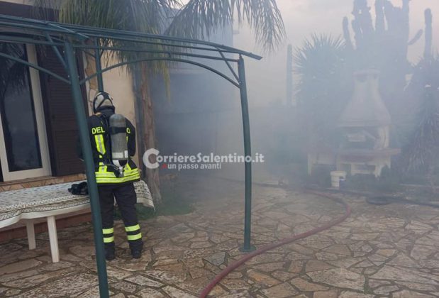 Incendio nel garage di una villetta: danni ingenti. In salvo due gatti rimasti intrappolati - Corriere Salentino