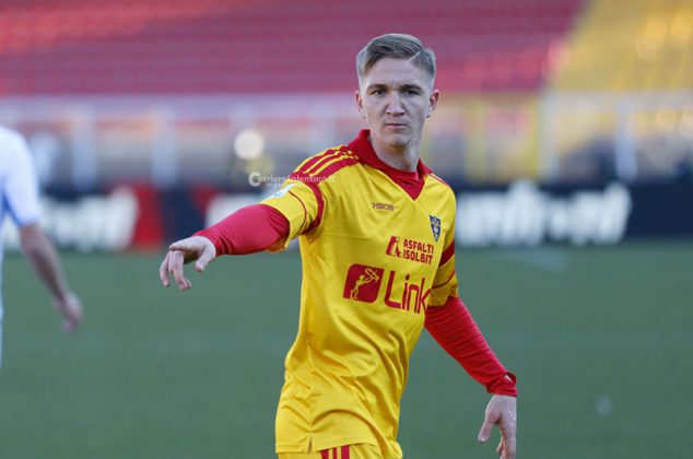 Al Lecce non basta una prodezza di Strefezza: il big match contro il Brescia termina 1 a 1 - Corriere Salentino