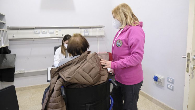 È partita oggi in Puglia la somministrazione della quarta dose di vaccino anti Covid per i soggetti fragili - Corriere Salentino