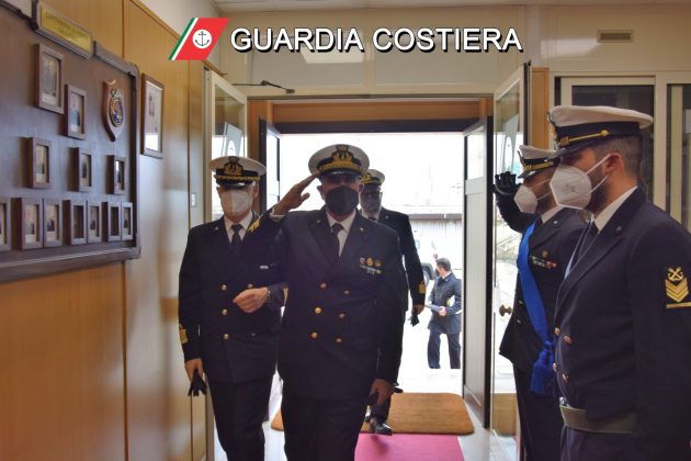 Il Direttore Marittimo della Puglia e Basilicata ionica Contrammiraglio Leone in visita alla Capitaneria di porto di Gallipoli - Corriere Salentino