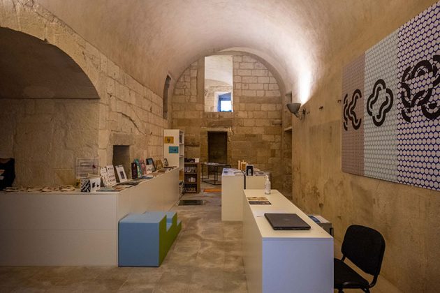 Castrignano de Greci inaugura la Biblioteca Comunale presso Kora Centro del Contemporaneo - Corriere Salentino