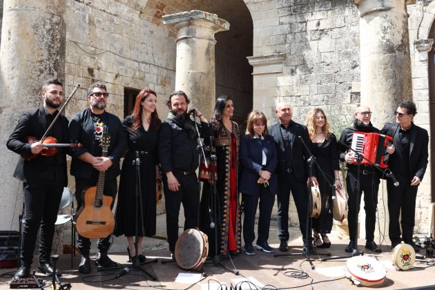 Presidente Greca Katerina Sakellaropoulou: La Notte della Taranta presto in Grecia - Corriere Salentino