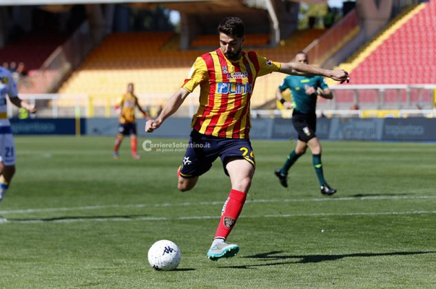 Il Lecce torna a vincere e rivede la A diretta: Coda fa 100 in serie B e regala 3 punti ai giallorossi - Corriere Salentino