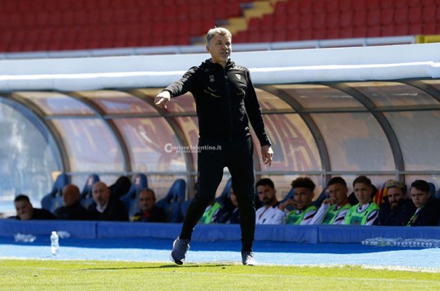 Il Lecce torna a vincere e rivede la A diretta: Coda fa 100 in serie B e regala 3 punti ai giallorossi - Corriere Salentino