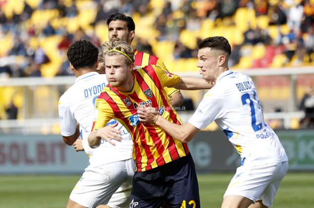 Il Lecce torna a vincere e rivede la A diretta: Coda fa 100 in serie B e regala 3 punti ai giallorossi - Corriere Salentino