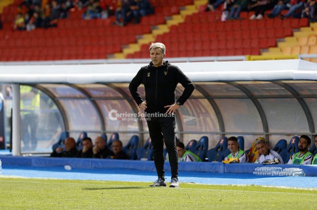 Un gol di Helgason regala al Lecce la terza vittoria di fila: un altro passo verso la A - Corriere Salentino