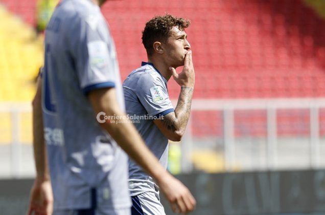 Un gol di Helgason regala al Lecce la terza vittoria di fila: un altro passo verso la A - Corriere Salentino