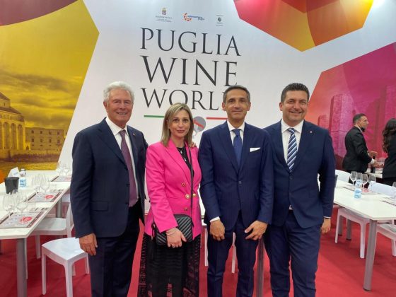 La Puglia al Vinitaly 2022, Pentassuglia: "Occasione importante per le nostre imprese e le nostre eccellenze" - Corriere Salentino