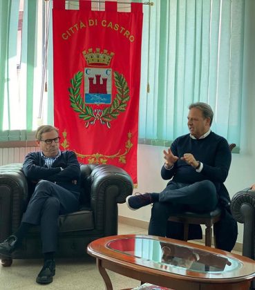 Parco eolico Canale d’Otranto, Pagliaro: “Incontro a Castro con i sindaci della fascia costiera, abbiamo ribadito il nostro no al mega impianto” - Corriere Salentino
