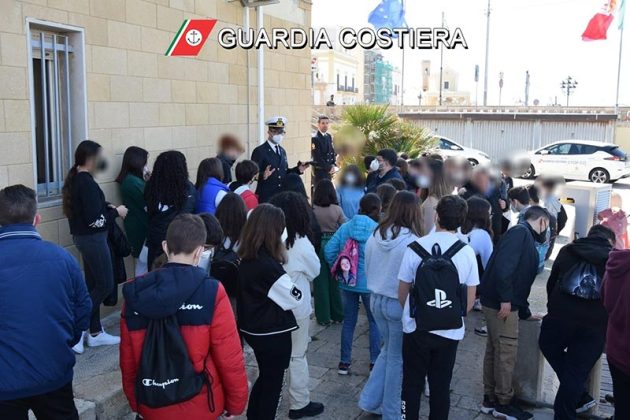 Per la Giornata del Mare, numerose le iniziative della Guardia Costiera di Gallipoli - Corriere Salentino