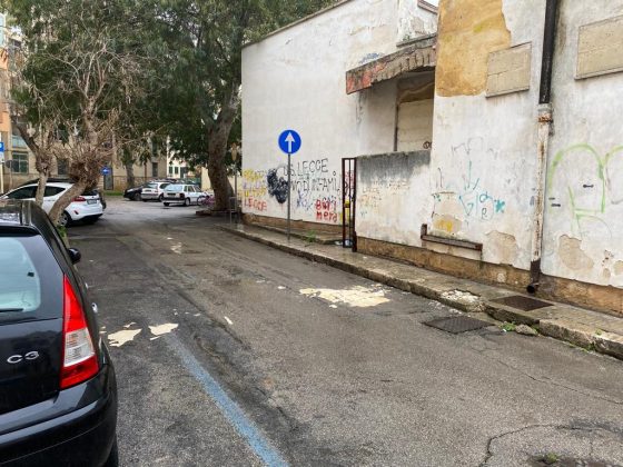 “Quell’immobile, in stato di abbandono da anni, è pericolante” appello dei residenti per la messa in sicurezza della zona a ridosso di Piazza Mazzini - Corriere Salentino