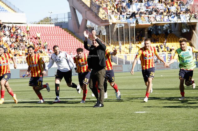 Il Lecce batte il Pisa e stacca un biglietto per la serie A: 2 a 0 davanti ad un Via del Mare in festa - Corriere Salentino