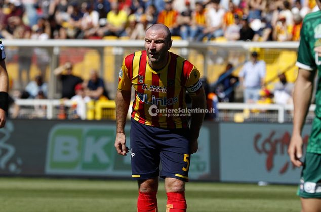 Il Lecce batte il Pisa e stacca un biglietto per la serie A: 2 a 0 davanti ad un Via del Mare in festa - Corriere Salentino